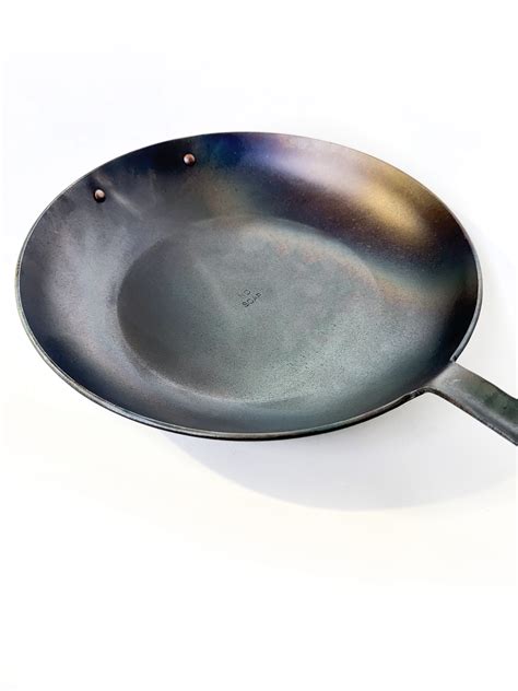 extra large frying pans